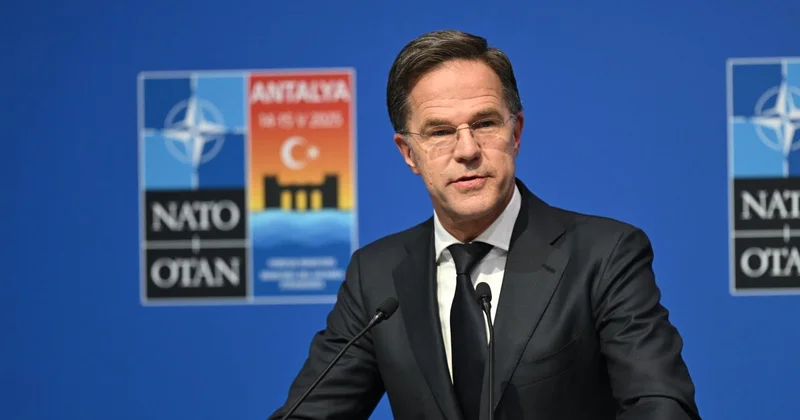 Rutte: NATO nun nükleer caydırıcılığının etkili olmaya devam etmesini sağlamalıyız