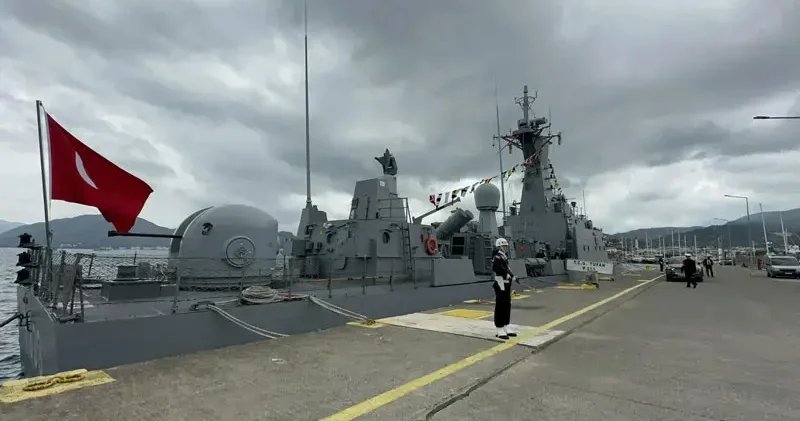 TCG Tufan hücum botu, Marmaris te ziyarete açıldı