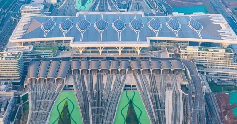 Dünyanın en büyük tren istasyonunun inşaatı tamamlandı: 170 futbol sahası büyüklüğünde Sözcü Gazetesi