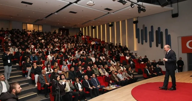 Başkan Özlü gençlere hem kariyer sırlarını hem de yeni hayalini anlattı Başkan Özlü den lise öğrencilerine altın değerinde tavsiyeler Düzce Haberleri