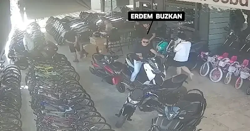 Manavgat’ta eski başkanın tutuklandığı soruşturmada paraların motosikletle taşındığı görüntüler ortaya çıktı