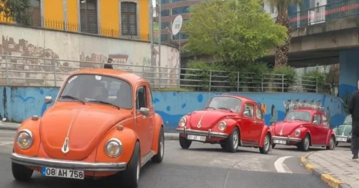 Trabzon da 23 Nisan kutlaması: Vosvoslar çocuklar için sürdü