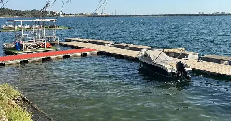 Seyhan Baraj Gölünde kaybolan üniversiteli genç, baygın halde sudan çıkarıldı