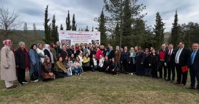 Ereğli de Kadın Eliyle Yeni Bir Gelecek: Anadolu nun Mirası Gelenekten Geleceğe Salep Projesi Tanıtıldı Zonguldak Haberleri