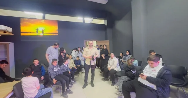 Güroymak MYO dan özel çocuklar için fotoğraf etkinliği Bitlis Haberleri