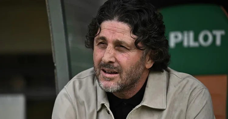 Fatih Tekke kötü haberi duyurdu: Trabzonspor da 2 isim sezonu kapattı!