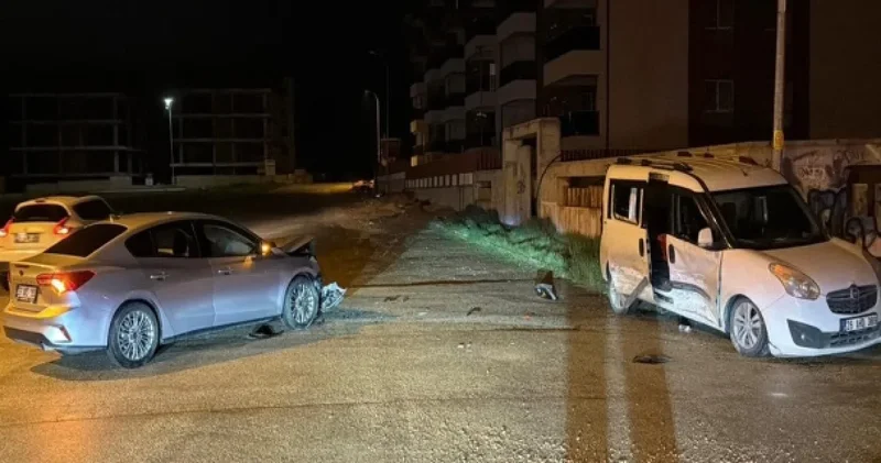 Çocuk sürücü sarhoş sürücüyle çarpıştı