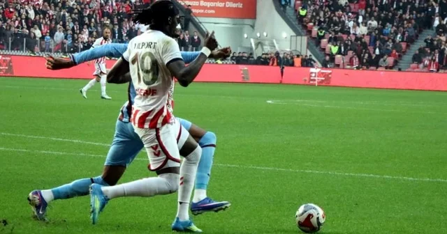 Ziraat Türkiye Kupası: Samsunspor: 0 Trabzonspor: 0 (İlk yarı) Samsun Haberleri