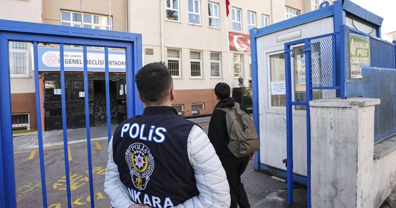 Bakan Çiftçi: Okul giriş ve çıkış saatlerinde kolluk görünürlüğü artırılacak