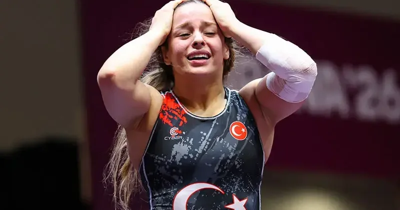 Tuba Demir bronz madalyanın sahibi oldu