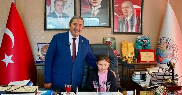 Darende Belediyesi nde 23 Nisan da makam çocuklara emanet edildi Malatya Haberleri