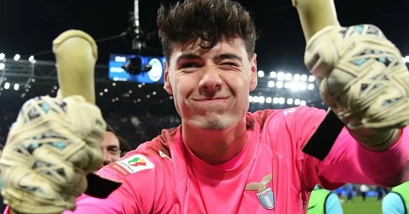 Üst üste 4 penaltı kurtaran Motta, takımını tek başına finale çıkardı