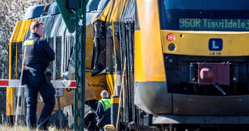 Danimarka da iki trenin çarpıştığı kazada 17 kişi yaralandı