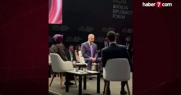 Gençlerden Bakan Fidan a zor soru: Bunu cevaplayamam dedi, alkış koptu