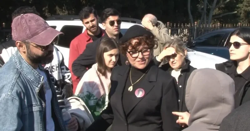 Mattia Ahmet Minguzzi’nin ailesi, doğum günü olan 23 Nisan’da çocuklarının mezarını ziyaret etti