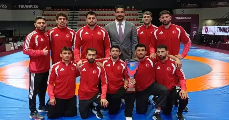 Şampiyon güreşçimiz Rıza Kayaalp ve Grekoromen Milli Takımı yurda döndü