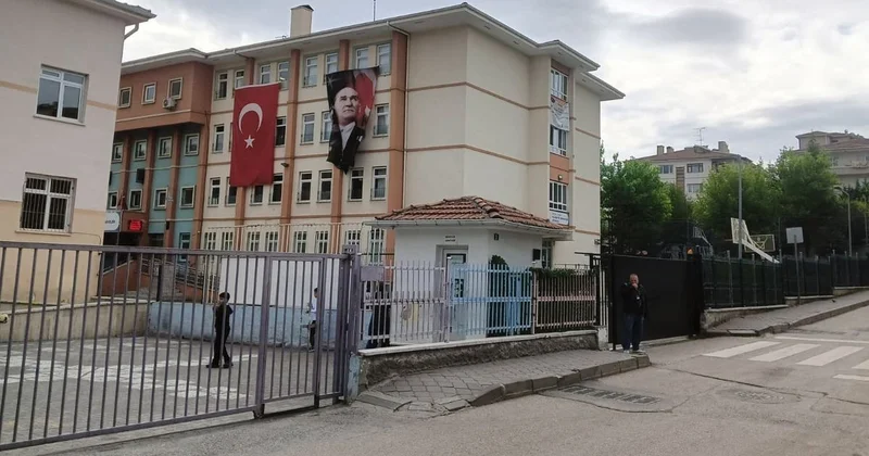 Öğrencinin okula silah getirdiği okulda şeffaf poşet önlemi