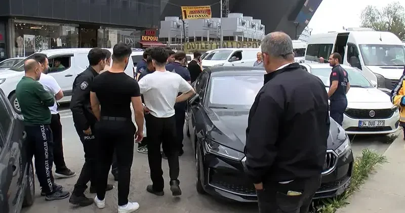 Bağcılar da otomobil bagajında ceset bulundu