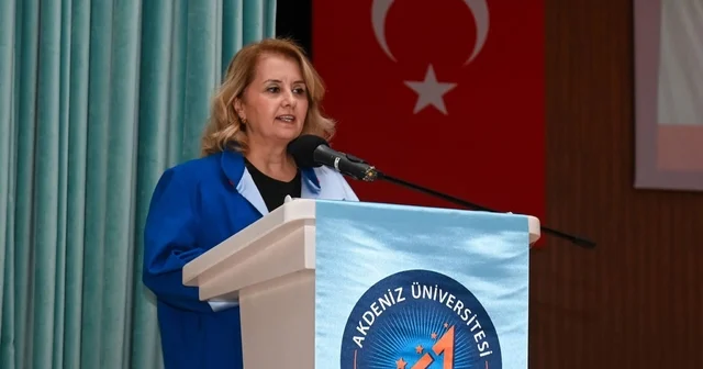 Kumluca Sağlık Bilimleri Fakültesi nde mezuniyet töreni düzenlendi Antalya Haberleri