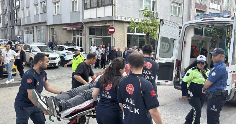 Edirne de panelvan park halindeki 5 araca çarptı: İki kişi yaralandı Gündem Haberleri