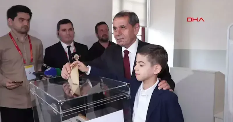 Dursun Özbek oyunu kullandı