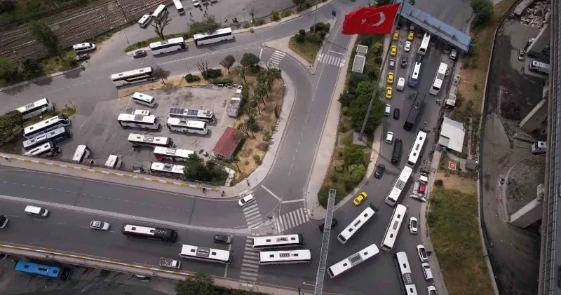 15 Temmuz Demokrasi Otogarı’nda bayram yoğunluğu havadan görüntülendi Gündem Haberleri