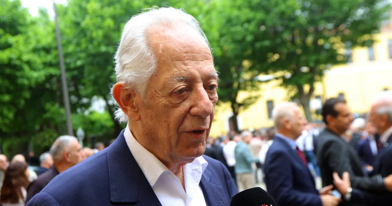 Galatasaray ın eski başkanı Faruk Süren: Dursun Özbek e destek olmamız lazım