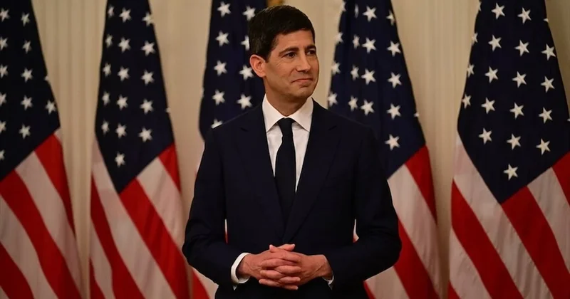 ABD ekonomisinde yeni dönem: Kevin Warsh Fed Başkanlığı görevine başladı Sözcü Gazetesi