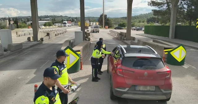 Gaziantep te jandarma ekipleri trafik denetimi yaptı Gaziantep Haberleri