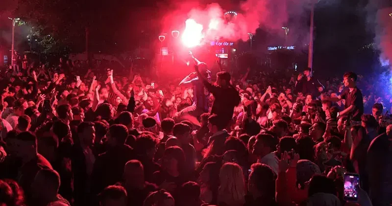 Trabzon da kupa zaferi coşkuyla kutlandı