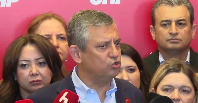 CHP de kabus dönemi: Özgür Özel Kurultay için en doğru zaman en kısa zaman diyerek serzenişte bulundu VİDEO İZLE