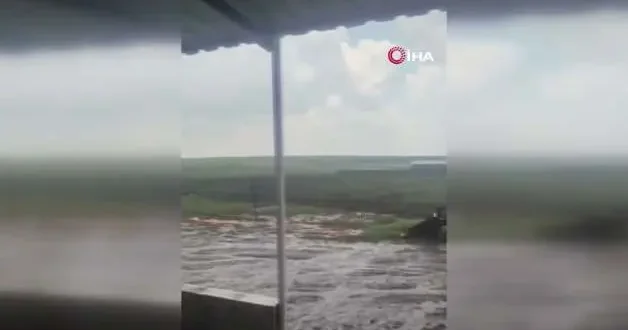 Siverek’te gökyüzü beyaza döndü! Misket büyüklüğünde dolu yağdı