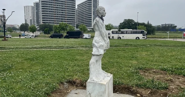 Anket sonuçlandı, belediye heykeli kaldırma kararı aldı Bursa Haberleri