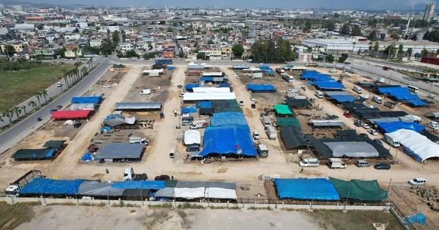 Akdeniz Belediyesinden mobil kesim ünitesiyle hijyenik kurban alanı Mersin Haberleri