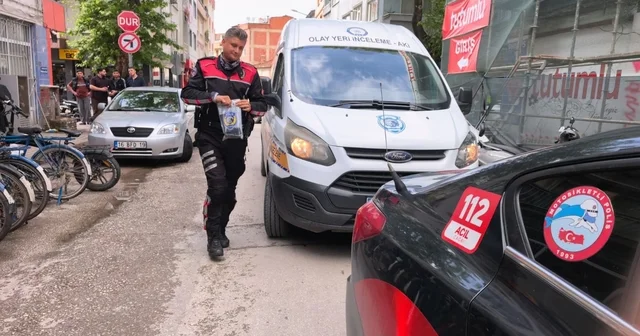 Bursa da polisten kaçan şüphelinin üzerinden ruhsatsız tabanca çıktı Bursa Haberleri