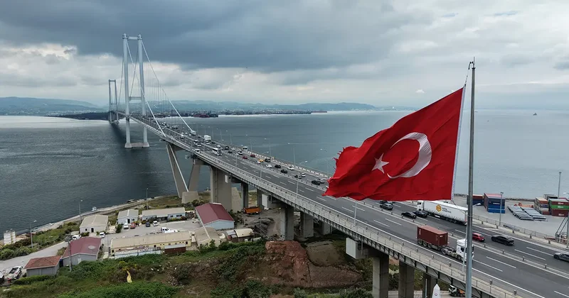 TEM in Kocaeli geçişinde bayram trafiği yoğunluğu