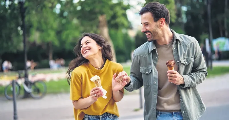 Sevgi sözle değil çabayla yaşar