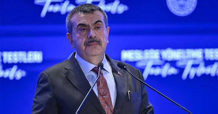 Bakan Tekin den mazerete bağlı yer değişikliği ne ilişkin açıklama