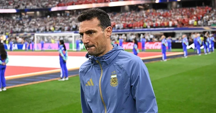 Lionel Scaloni den Messi ye övgü!