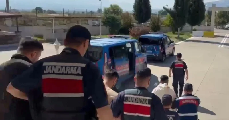 Uyuşturucu bulunduranlara 5 ilde operasyon: 341 gözaltı