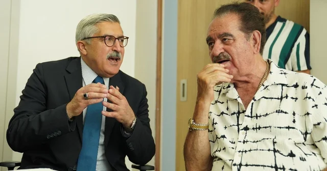 AK Parti li Yayman, hastanede tedavi gören Tatlıses i ziyaret etti Hatay Haberleri Habertürk Yerel Haberler