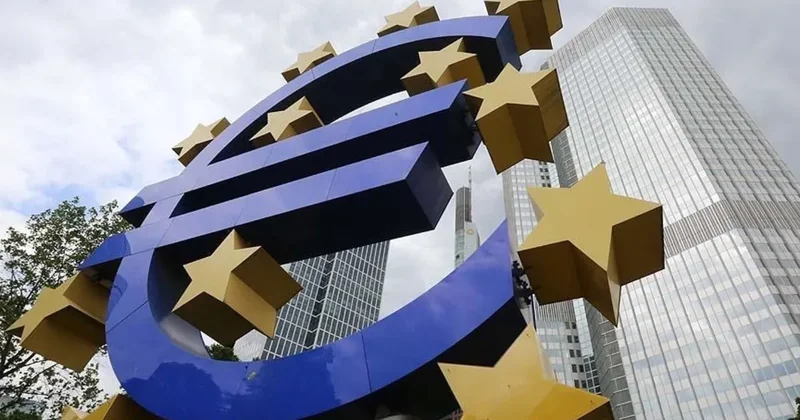 Euro Bölgesi PMI verileri: Özel sektör zayıf kalsa da daralma beklenenden sınırlı
