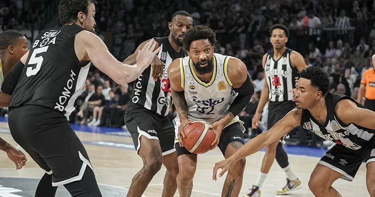 Fenerbahçe Beko da Khem Birch ile yollar ayrıldı