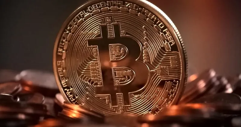 Bitcoin son iki haftanın dip seviyesinde: Teknoloji hisselerindeki satış kripto piyasasını vurdu