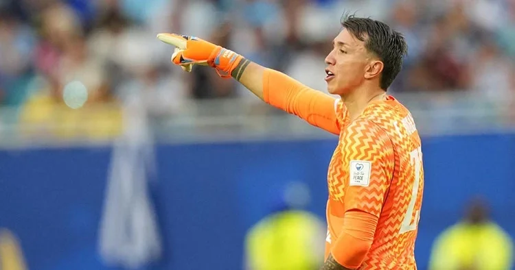 Muslera dan 1 iyi, 1 kötü rekor!
