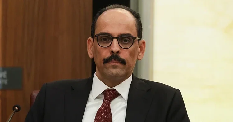 İbrahim Kalın dan kritik görüşme: Hafter ile Libya da bir araya geldi