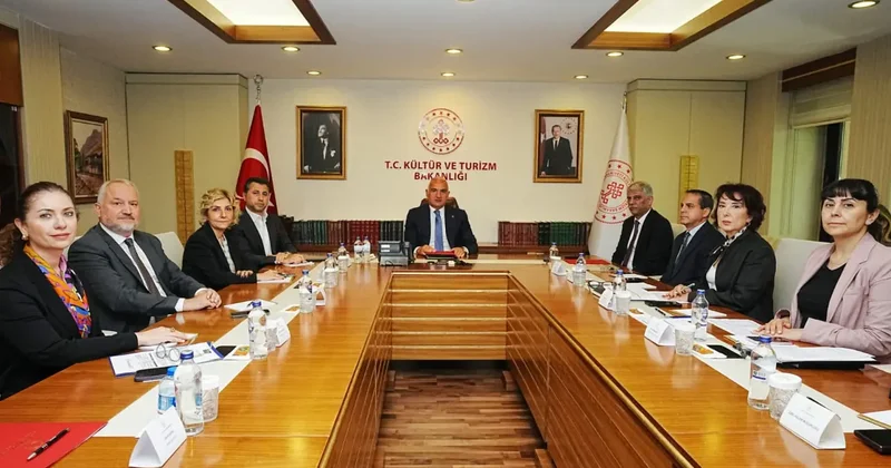 Ankara da turizm şampiyonlar ligi! Bakan Ersoy sektörün devlerini aynı masada topladı