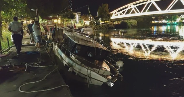 Su alarak batmaya başlayan tekne SAK ekiplerince çıkarıldı Antalya Haberleri Habertürk Yerel Haberler
