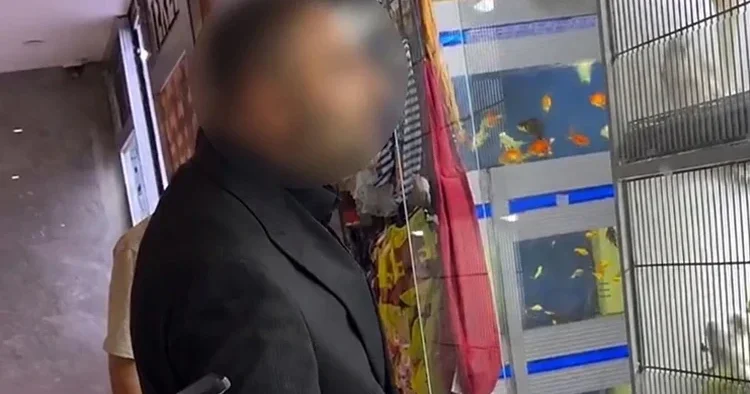 Ankara’da AVM’de denetim yaptığı izlenimi veren 5 kişi gözaltına alındı
