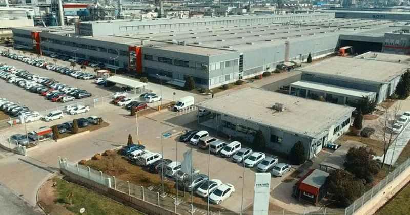 Türkiye nin dev otomotiv fabrikası üretime ara veriyor